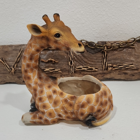 unbranded Other - Vintage Resin Giraffe Planter Animal Print